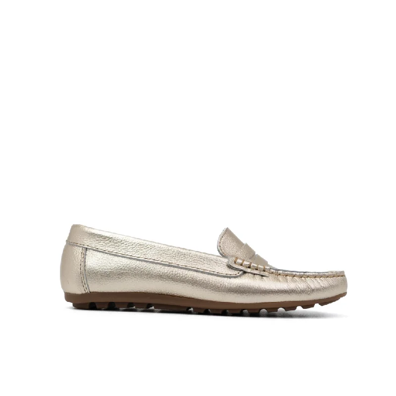 D'Chicas Soft Leather Loafers in Gold